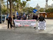 Los Bomberos vuelven a protestar en la plaza del Ayuntamiento ﻿