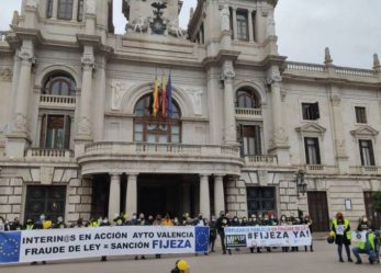 Interinos valencianos se movilizan para denunciar «abuso de temporalidad» en su contratación y exigen ser fijos «ya»